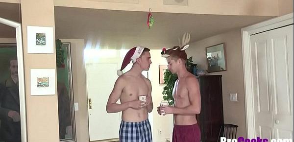  Some Christmas Fucking For Brothers